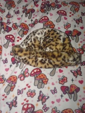 Leopard Print Faux Fur Bucket Hat - Brown